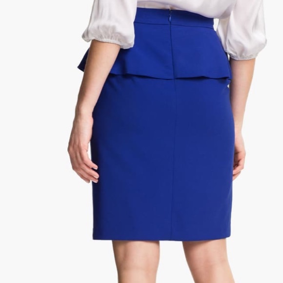 Vince Camuto Peplum Pencil skirt - Picture 5 of 5
